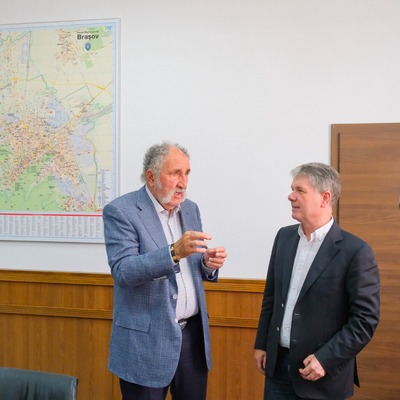 Tiriac si scripcaru
