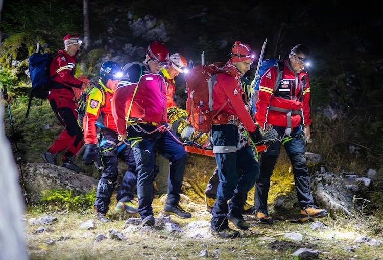 Salvamont tanar salvat e1761901773221.jpeg