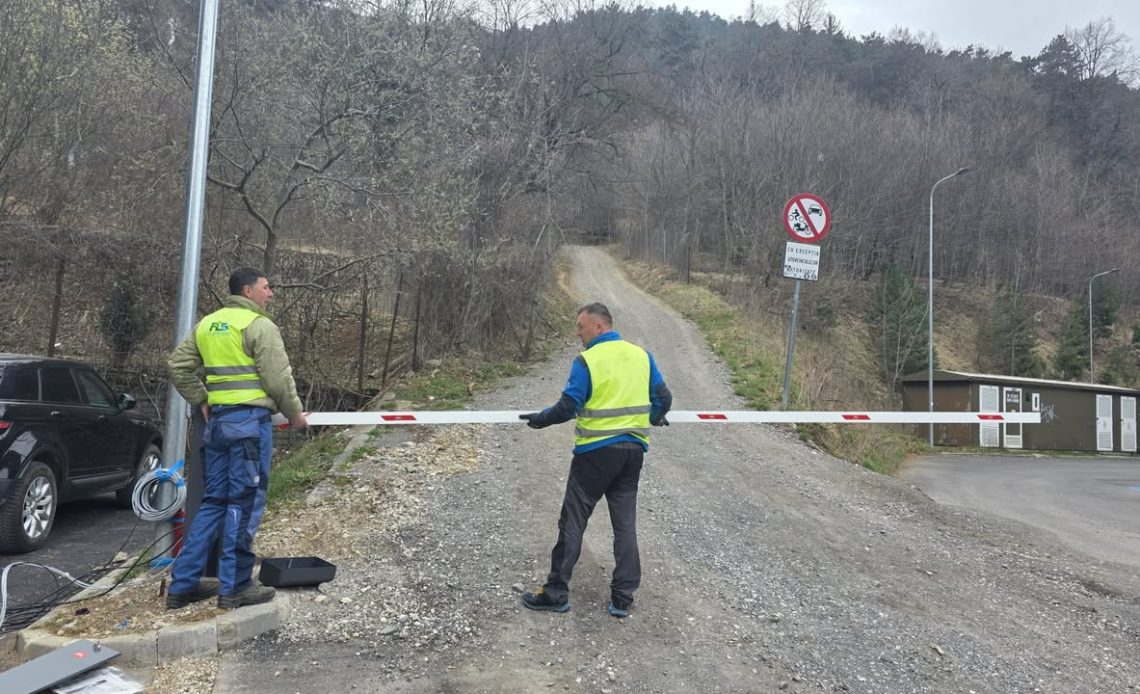 Garda forestiera a inchis drumul auto de pe tampa