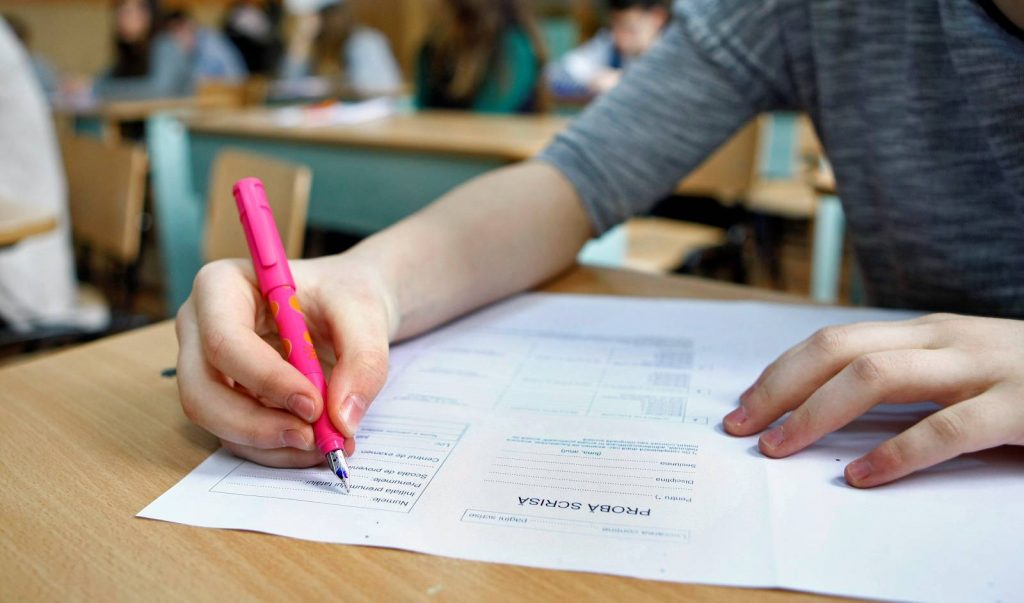 Bacalaureat examen evaluare.jpg